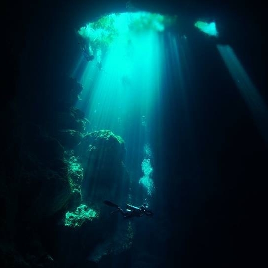 Cenote Diving Tulum The Pit