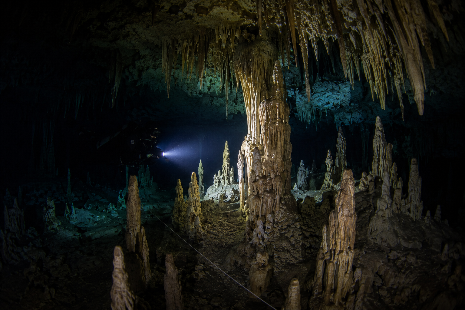 Dreamgate Cenote Diving Guide: Tulum's Most Beautiful Cavern Dive