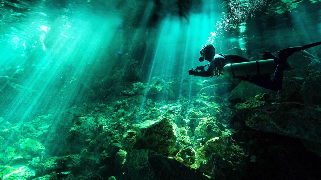 cenote scuba diving tulum